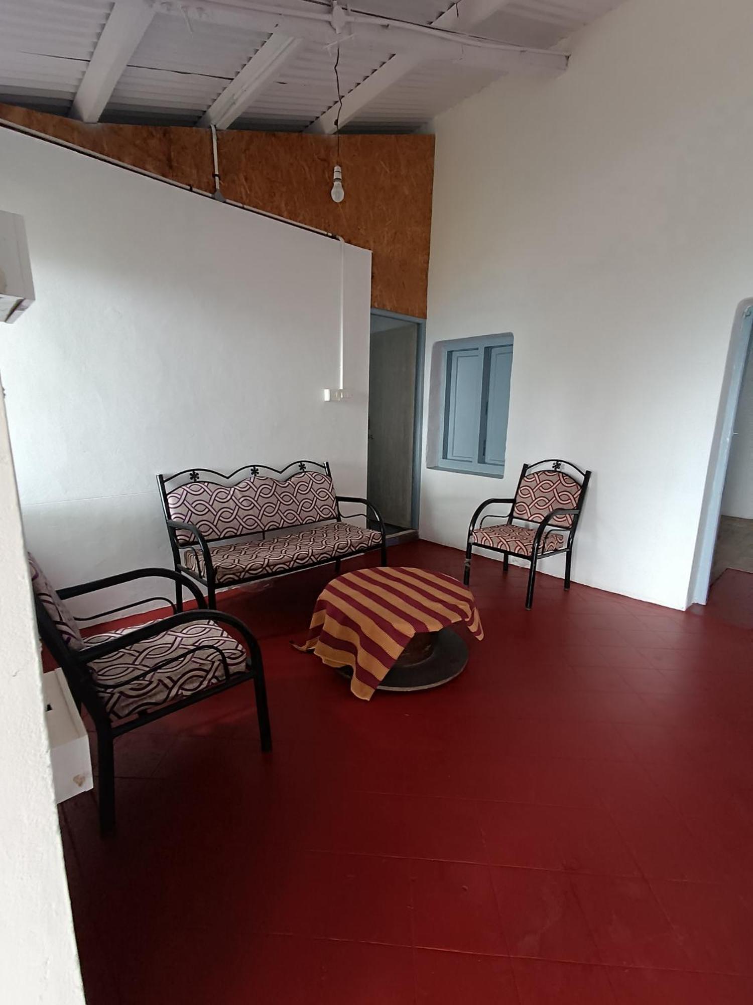 Moksha Infinity Valley Kotagiri Rum bild