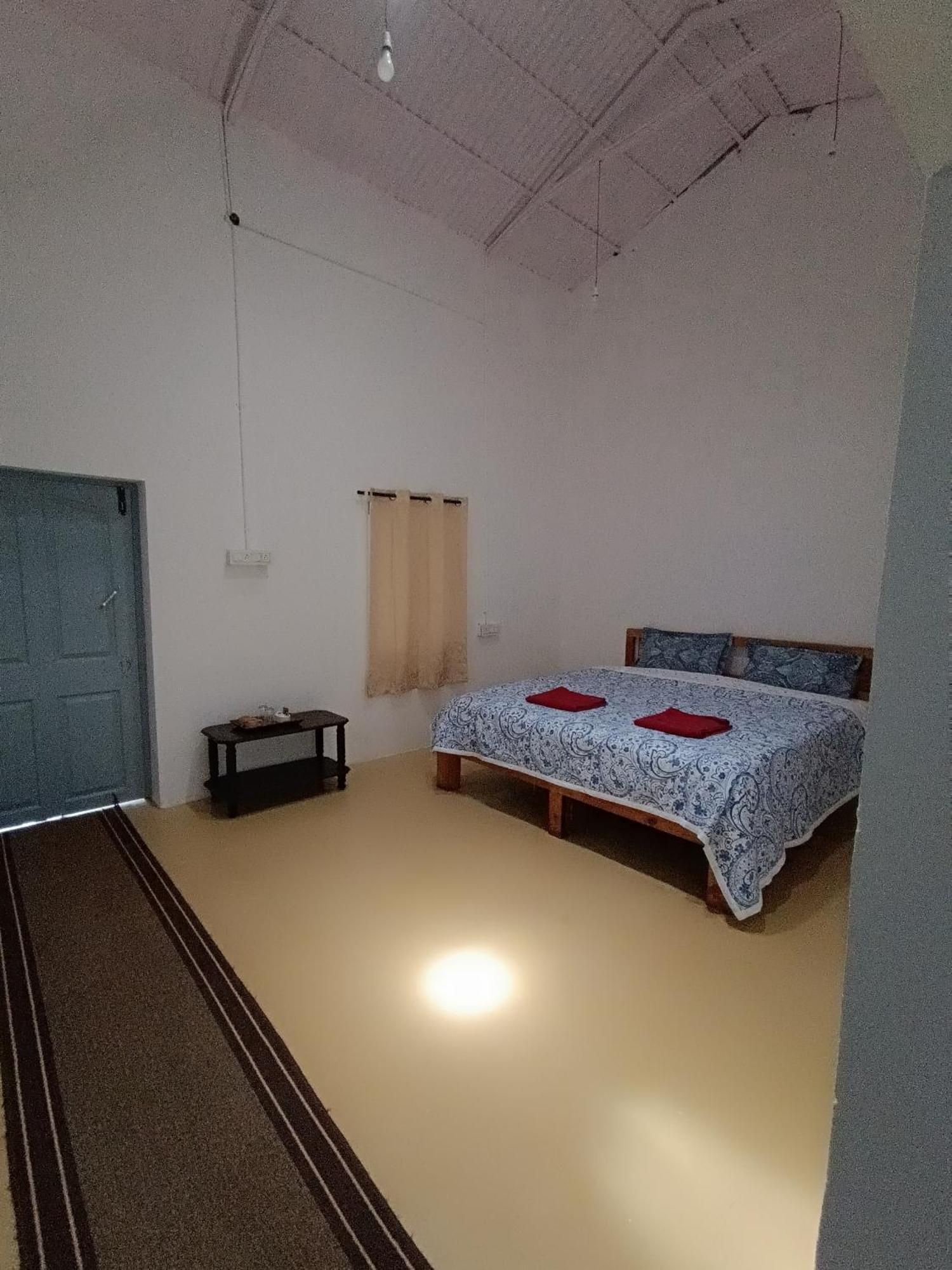 Moksha Infinity Valley Kotagiri Rum bild